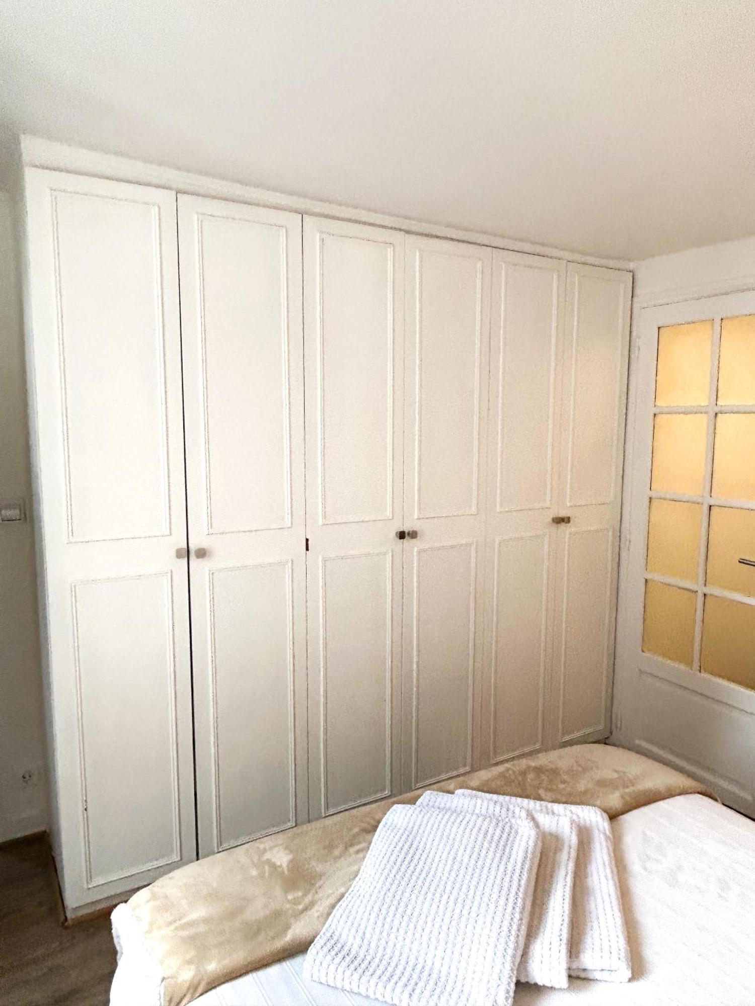 Spacious Apartment In Montparnasse Париж Екстериор снимка